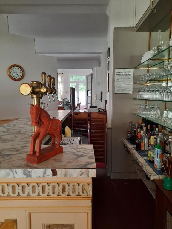 Hostellerie De La Roseraie Барботан-ле-Терм Екстериор снимка