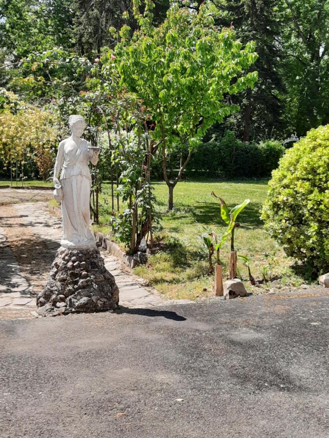 Hostellerie De La Roseraie Барботан-ле-Терм Екстериор снимка