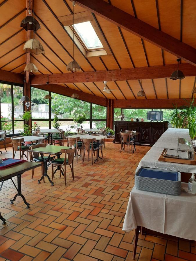 Hostellerie De La Roseraie Барботан-ле-Терм Екстериор снимка
