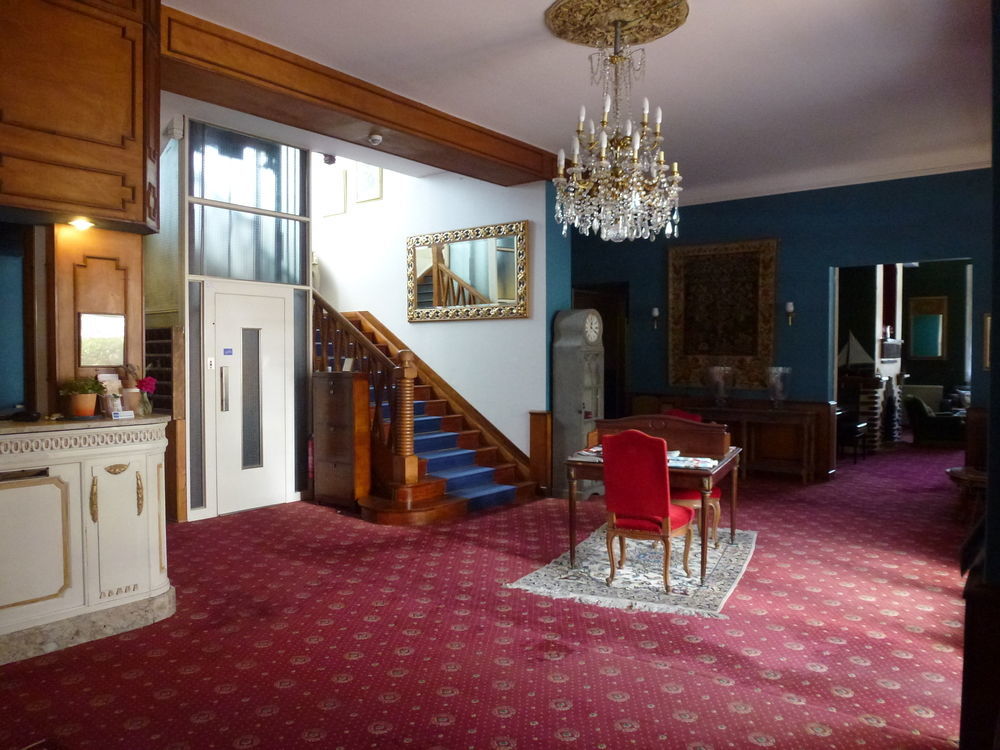 Hostellerie De La Roseraie Барботан-ле-Терм Екстериор снимка