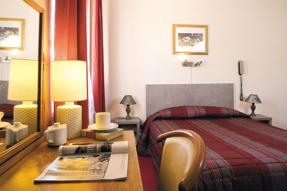 Hostellerie De La Roseraie Барботан-ле-Терм Екстериор снимка