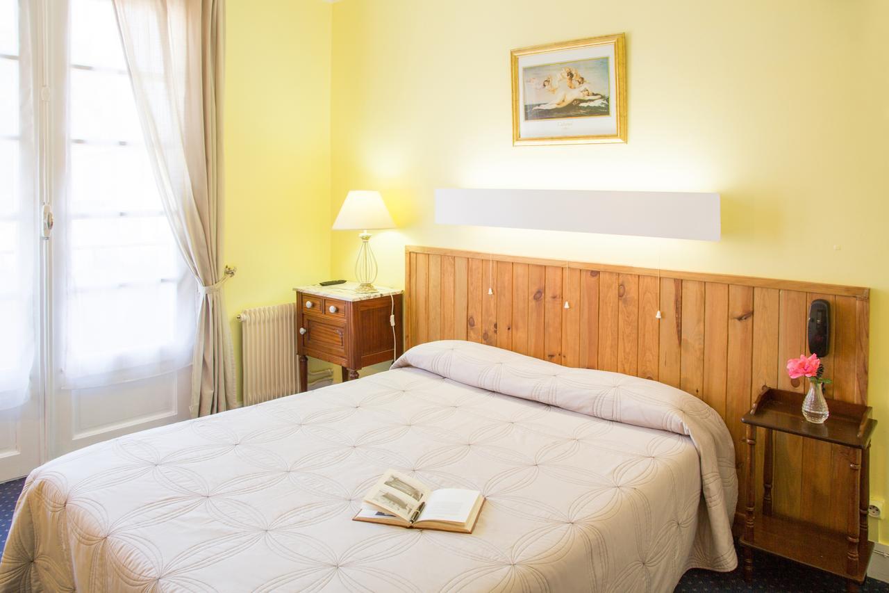 Hostellerie De La Roseraie Барботан-ле-Терм Екстериор снимка